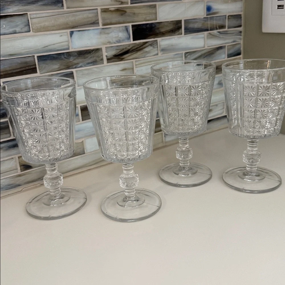 EAPG Daisy in Square panel water goblets  - VINTAGE - set of 4 glasses